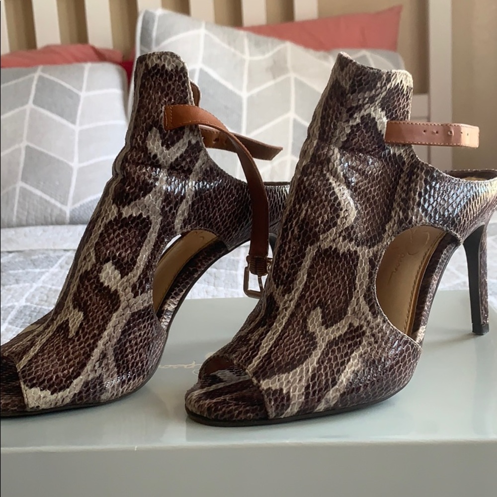 Jessica Simpson peep toe heels